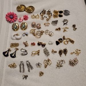 Lot of 40 Vintage clip on earrings